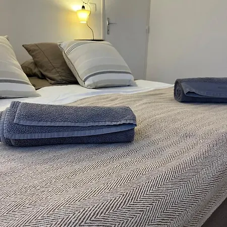 Appartamento Le 104 Saint-Privat-de-Champclos